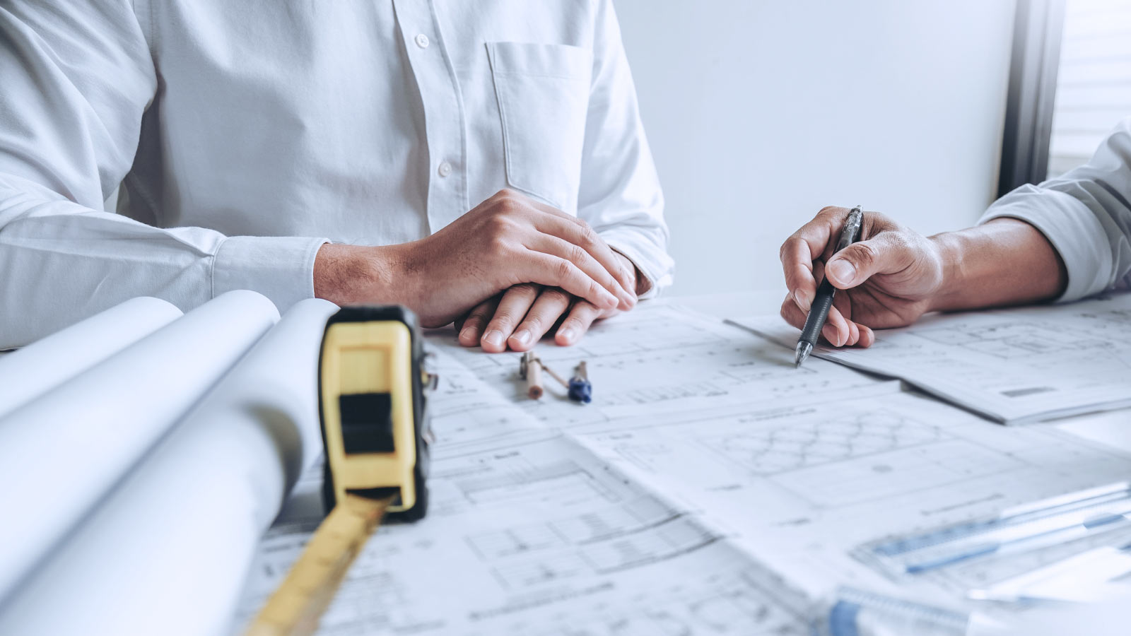 Turnkey Lab Solutions - OCS Optical Control Systems GmbH