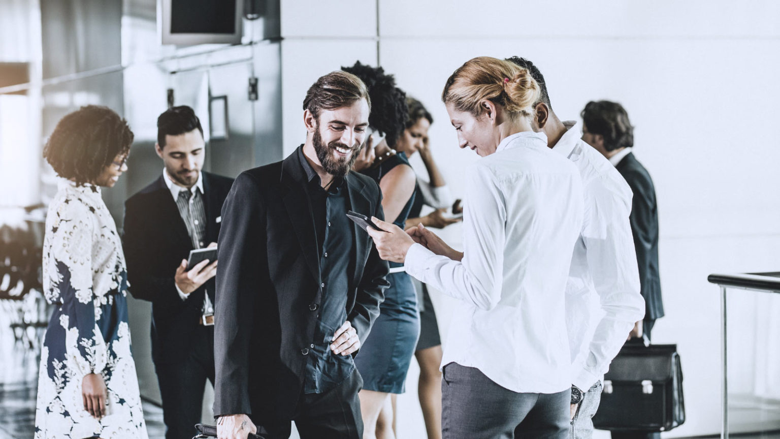 Turnkey Lab Solutions - OCS Optical Control Systems GmbH